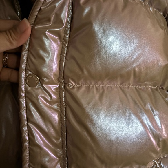 Aritzia Super Puff Jacket - Picture 5 of 6